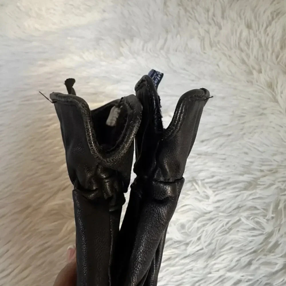 Black Leather Gloves for Men - Sheepskin Insulated, Stylish (Size M)
